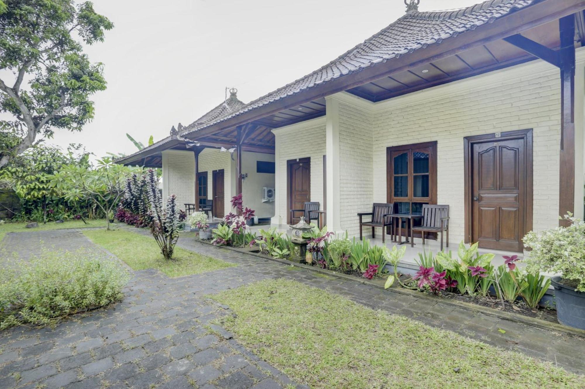 Oyo 1762 Hotel Astiti Graha Tanah Lot Dış mekan fotoğraf