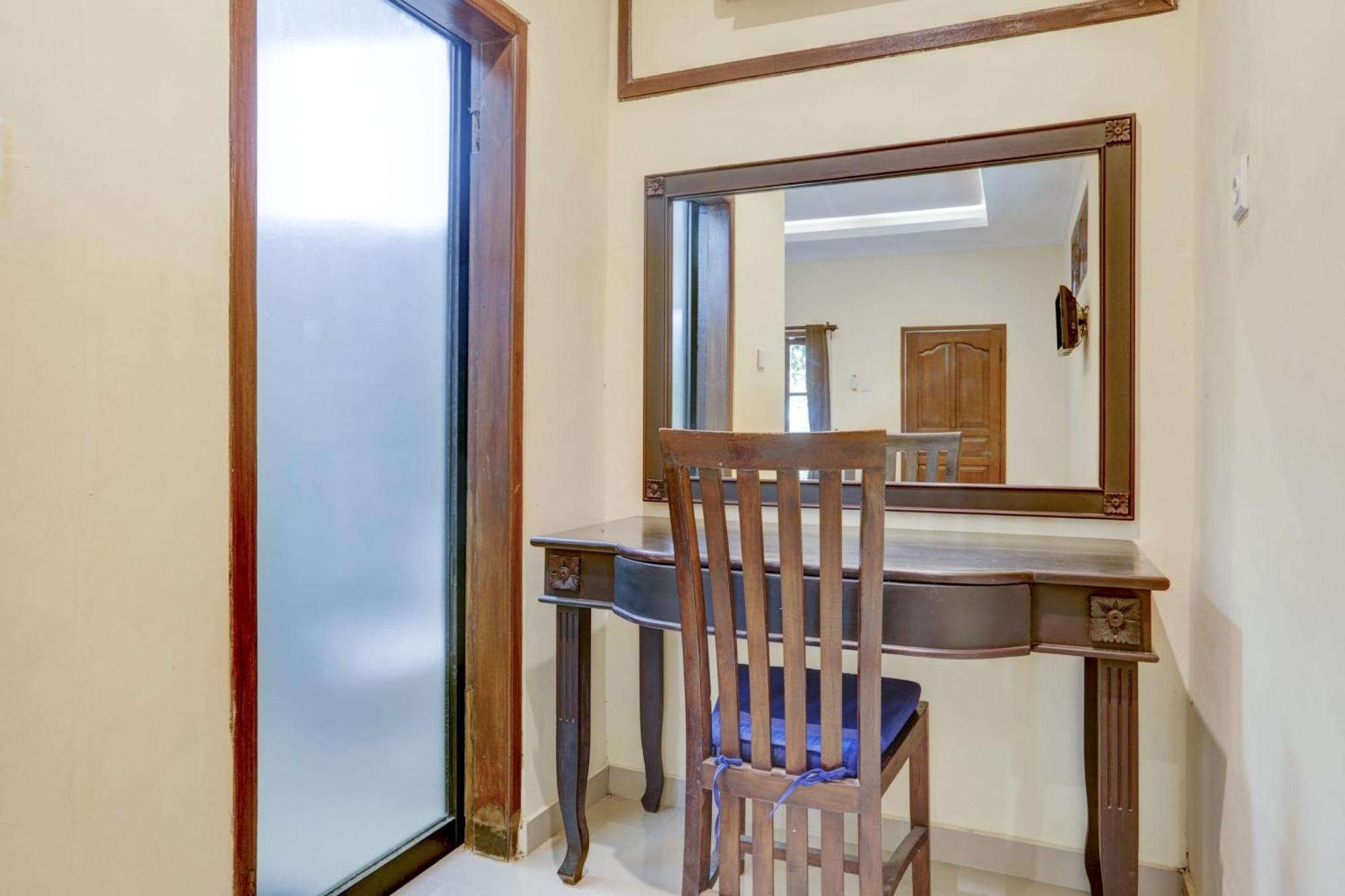 Oyo 1762 Hotel Astiti Graha Tanah Lot Dış mekan fotoğraf